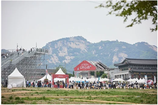 김하람 작가 공연 사진